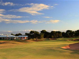 Royal Adelaide Golf Club - New Castle Holiday 0