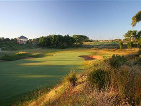 Royal Adelaide Golf Club - New Castle Holiday 1