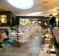 Geisha Haus - New Castle Holiday