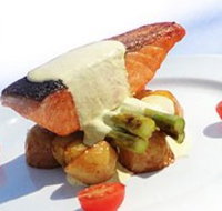 Elements Restaurant - New Castle Holiday