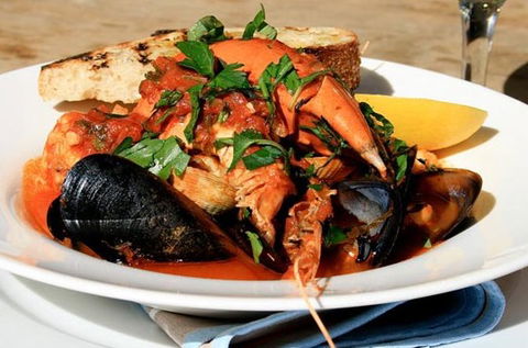 Barrenjoey House Restaurant - New Castle Holiday 0