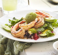 Deck Restaurant Bar Cafe - New Castle Holiday