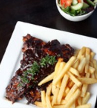 PJ's Irish Sports Bar & Bistro @ The Criterion Hotel - New Castle Holiday 4