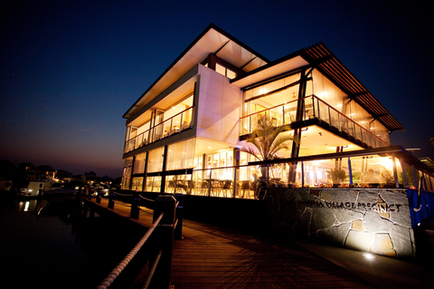 Coomera Waters Tavern - New Castle Holiday 3