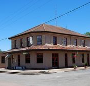 Heddon Greta Hotel - New Castle Holiday