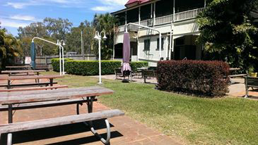Lakes Creek Hotel - New Castle Holiday 3