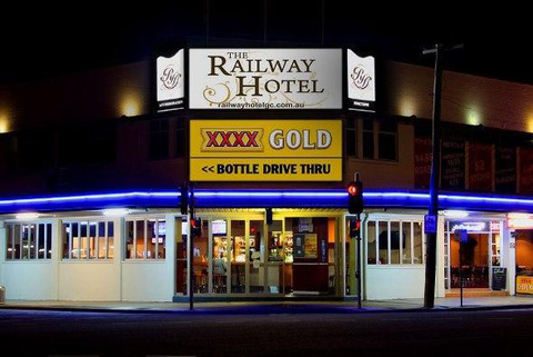 Railway Hotel - New Castle Holiday 4