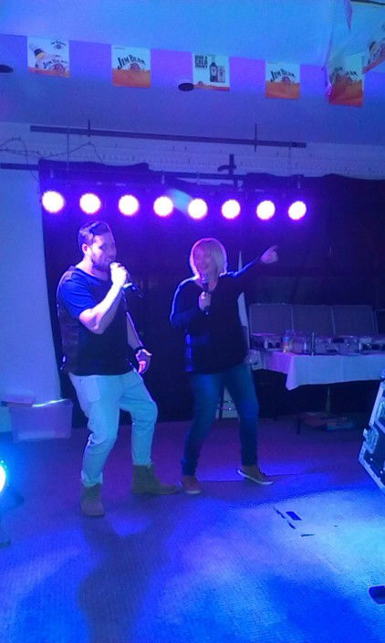 Hits Alive Karaoke & DJ's - New Castle Holiday 1