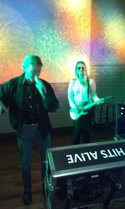 Hits Alive Karaoke & DJ's - New Castle Holiday 2