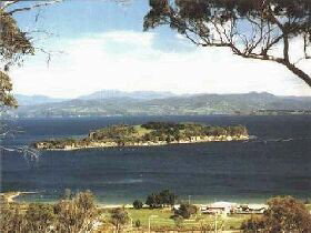 Alonnah TAS New Castle Holiday