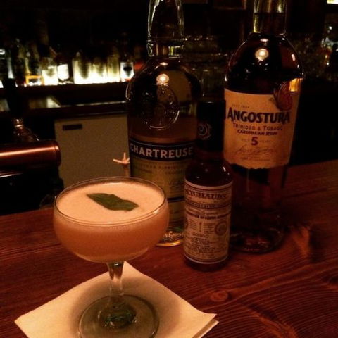 Sneaky Tony's - New Castle Holiday 2