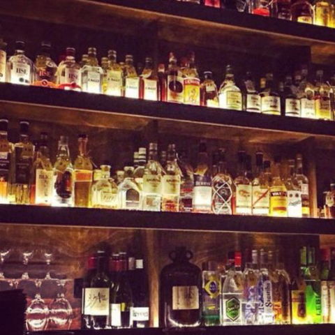 Sneaky Tony's - New Castle Holiday 4