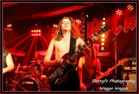 Home Tavern - New Castle Holiday 0