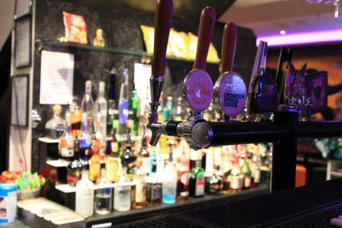Digress Cocktail Bar - New Castle Holiday 3