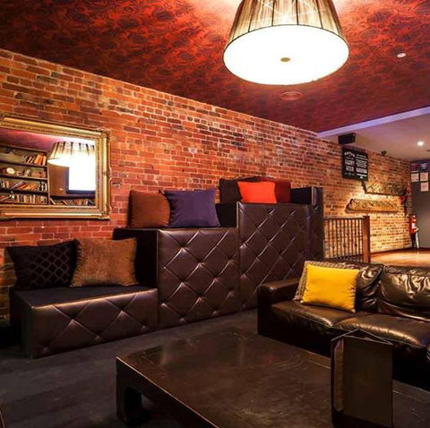 Katuk - New Castle Holiday 1