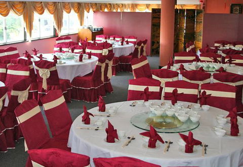 Golden Boat Chinese Restaurant - New Castle Holiday 0