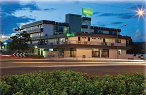 Verona Restaurant At Ibis Styles - New Castle Holiday 3