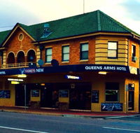 Queens Arms Hotel - New Castle Holiday