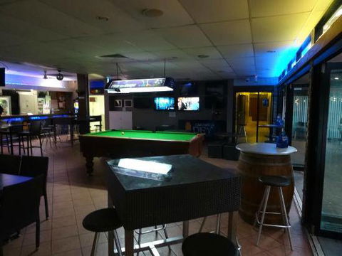 Rum Jungle Tavern - New Castle Holiday 1
