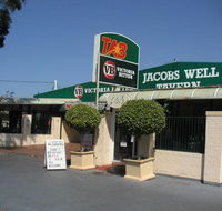Jacobs Well Bayside Tavern - New Castle Holiday