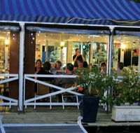 The Colonels Restaurant  Bar - New Castle Holiday