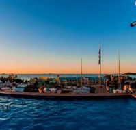 Anchor Bar - New Castle Holiday