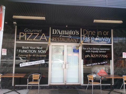 D'Amato's Family Restaurant - New Castle Holiday 2