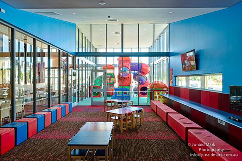 Cazalys - New Castle Holiday 2