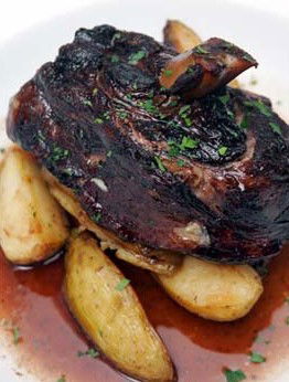 Allure Restraunt Bar - New Castle Holiday 4