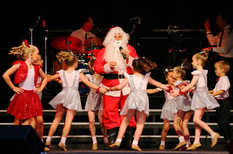 Albury Carols By Candlelight - New Castle Holiday 2