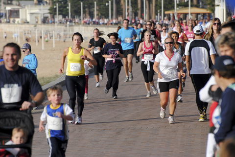 Manly Fun Run And Walk - New Castle Holiday 1
