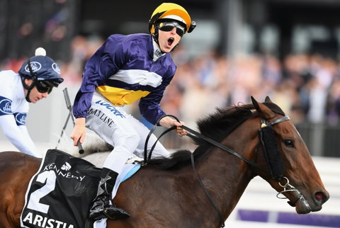 Melbourne Cup Carnival - New Castle Holiday 2