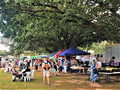 Murrumbateman Village Market - New Castle Holiday 0