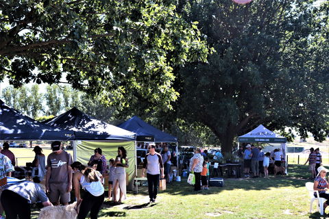 Murrumbateman Village Market - New Castle Holiday 1