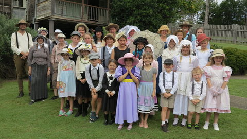 Pioneer Weekend - New Castle Holiday 0