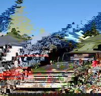 Watsons Bay Spring Market - New Castle Holiday