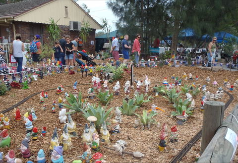 Australia Day With The Australian Gnome Convention Glenbrook - New Castle Holiday 1