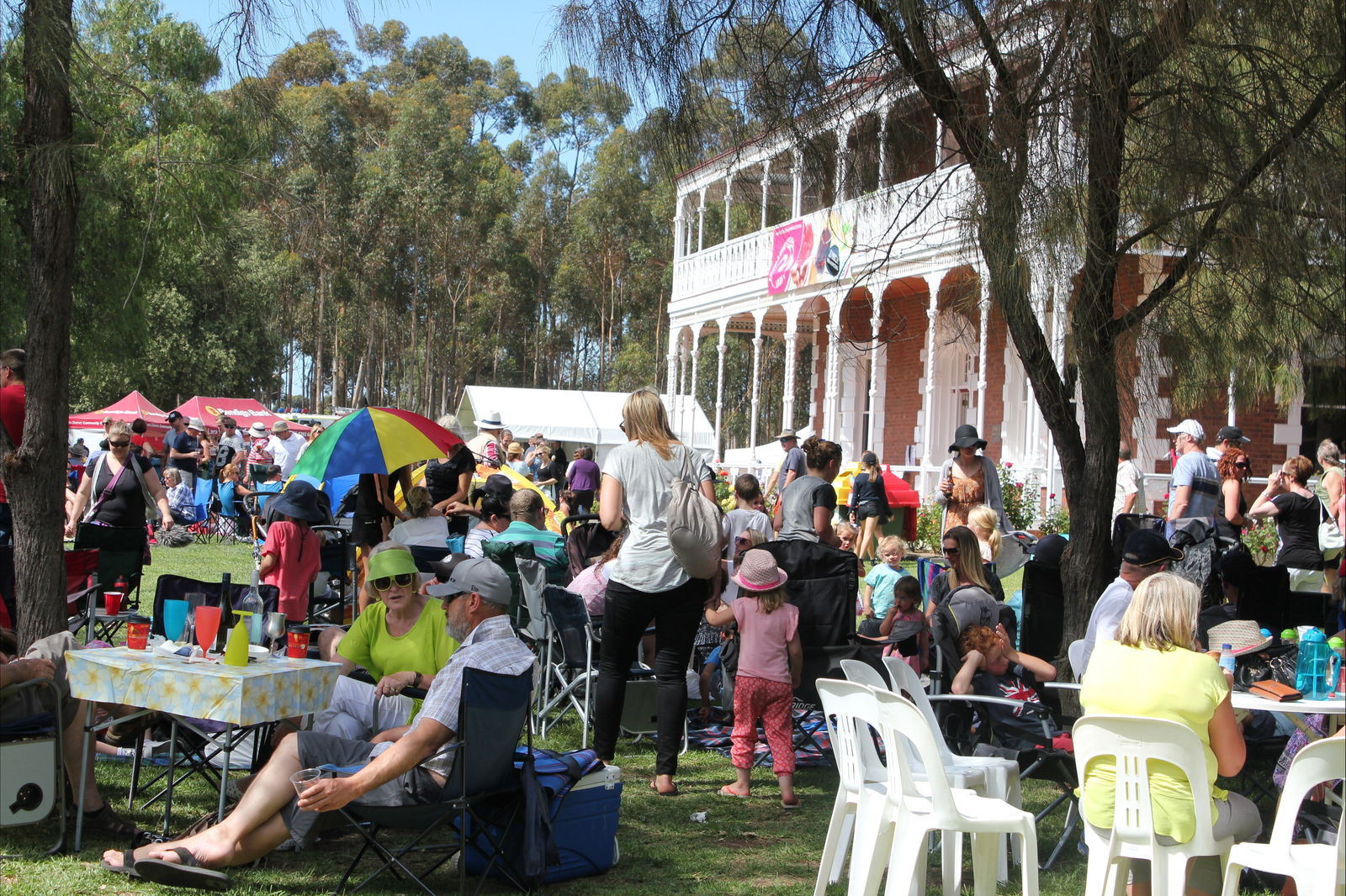 Lara VIC New Castle Holiday