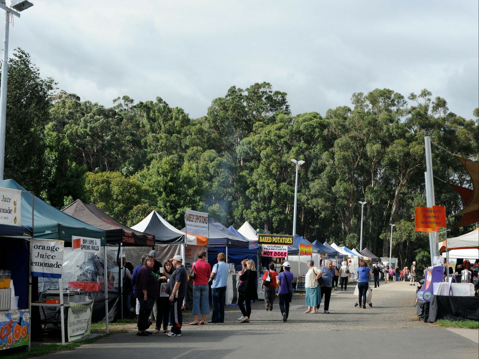 Warragul VIC New Castle Holiday