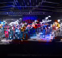 Slim Dusty Kempsey Festival - New Castle Holiday