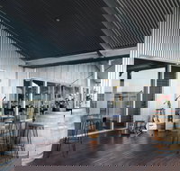 Sunday Vibes - New Castle Holiday