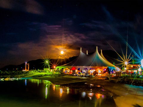 Airlie Beach Festival Of Music - New Castle Holiday 2