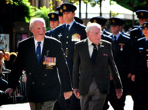 ANZAC Day March - New Castle Holiday 0