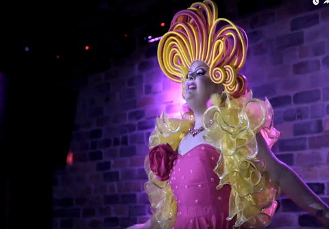 Dragalicious At The Avenue - New Castle Holiday 0