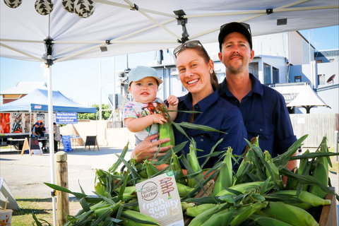 Greater Whitsunday Farmers Markets - New Castle Holiday 0