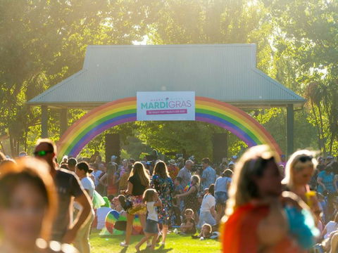 Wagga Wagga Mardi Gras Festival - New Castle Holiday 2