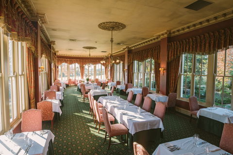 Wine & Stories - Chateau Yering X Yeringberg - New Castle Holiday 1