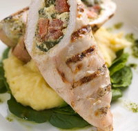 Crofty's - New Castle Holiday