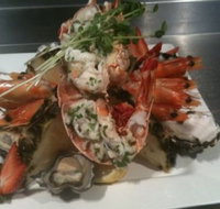 Mike's Grill  Bar - New Castle Holiday