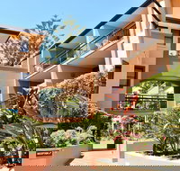 Mermaid Beach Park View Resort - New Castle Holiday